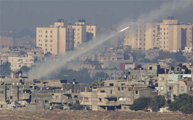 israel-gaza-rocket_2399203b